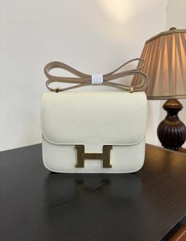 Hermès-Constance 19cm