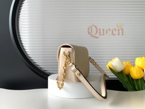 微信图片_20251204134013_297_374